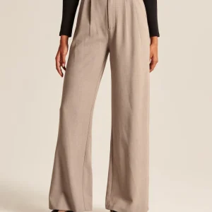 Isabell | Modieuze broek in taupe met wijde pijpen